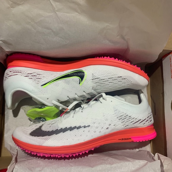 Nike Spike Flat. Brand new. Mens size 9.5 - Picture 1 of 3